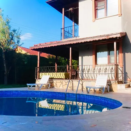 Vila Happy Garden